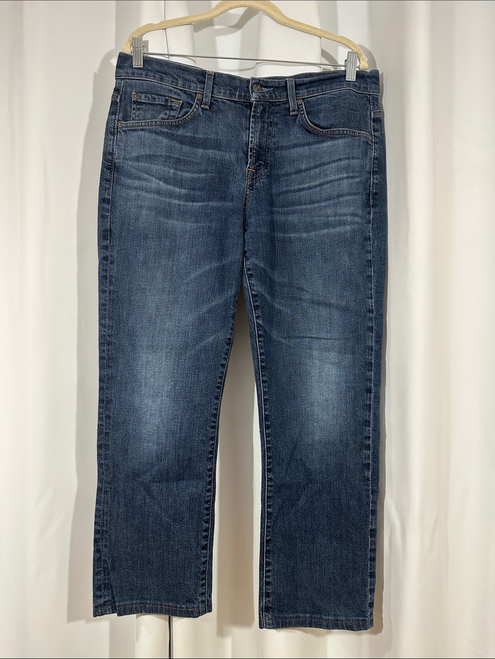 7 For All Mankind Carsen Jeans Women's Size 34 Straight Leg Stretch Denim